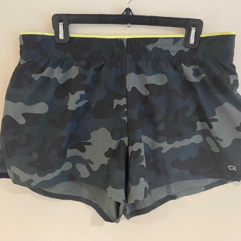 Gap Green Camouflaged Running Shorts